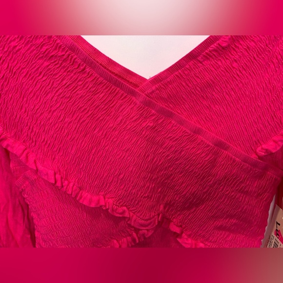 Luv Betsey by Betsey Johnson Fuchsia Smocked 3/4 Sleeve Top Med New - Picture 7 of 9